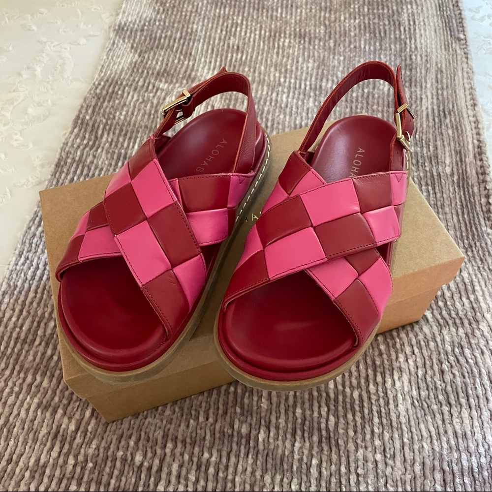 NWT Alohas Marshmallow Scacchi Sandal in Red & Pink - Picture 4 of 12
